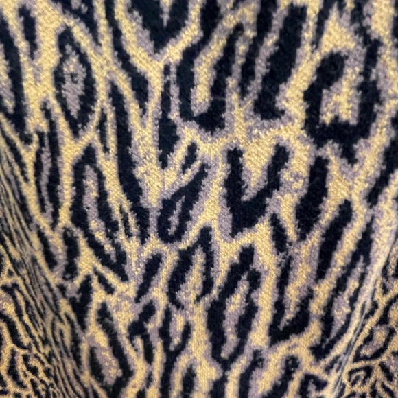 - BCBG Leopard print Body-con Dress size large - Picture 3 of 9